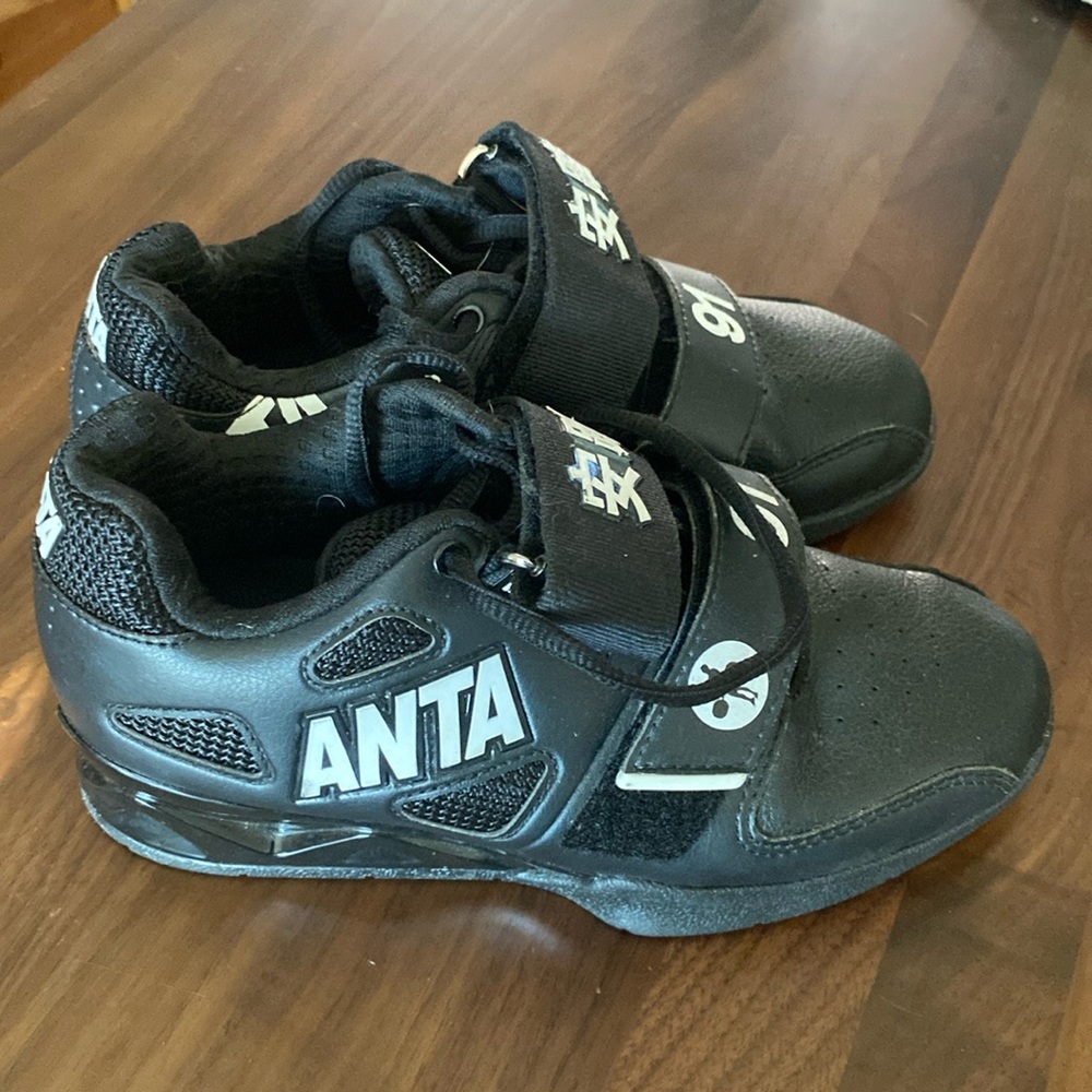ANTA Olympic Weightlifting Shoes EUC Size 3